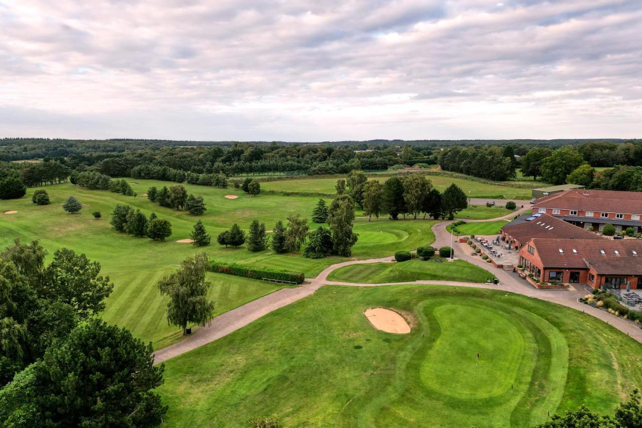 Wensum Valley Hotel Golf And Country Club Taverham Exterior photo